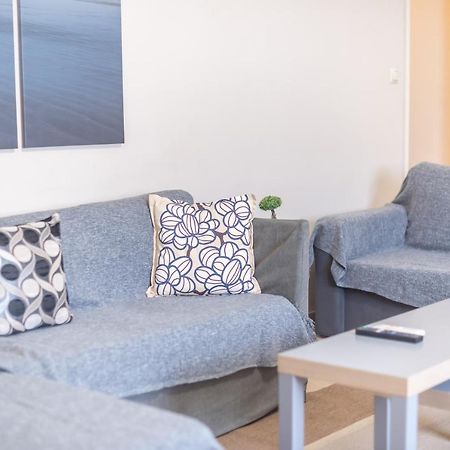Lovely & Spacious 2-Bedroom Rental Unit In Glifada Athens Ngoại thất bức ảnh