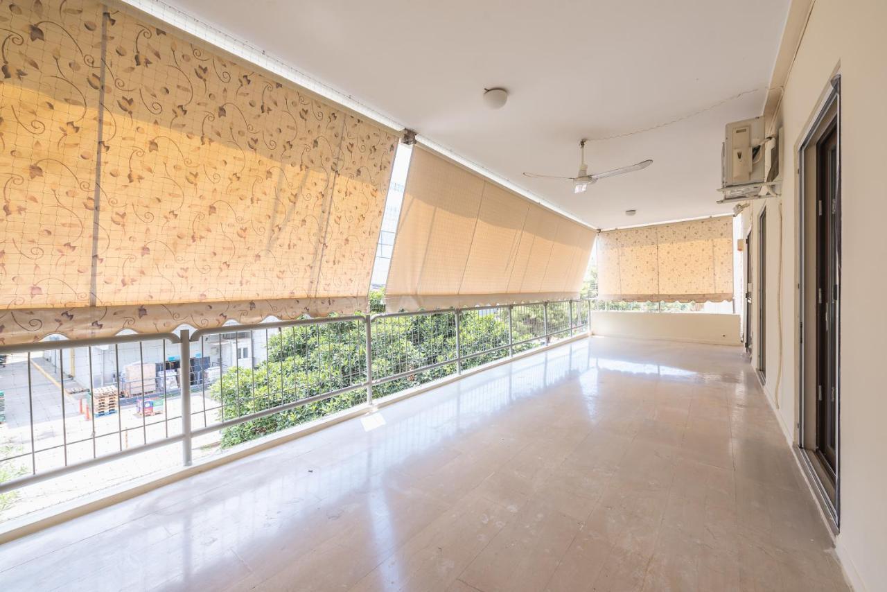 Lovely & Spacious 2-Bedroom Rental Unit In Glifada Athens Ngoại thất bức ảnh